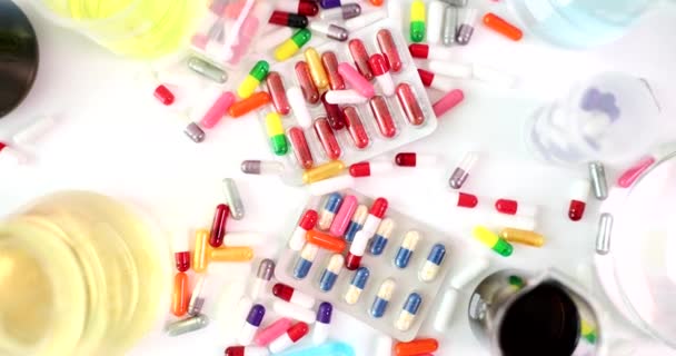 Glass Flask Test Tubes Colorful Pills Laboratory Development Production Medicines — Stockvideo