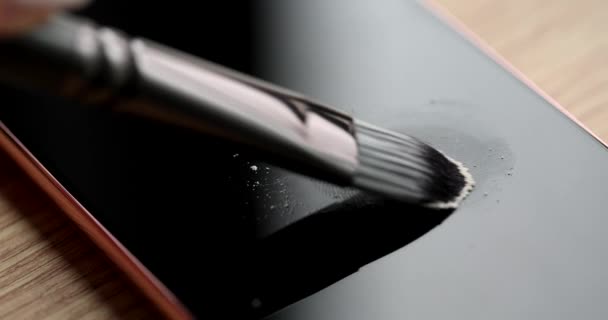 Forensic Expert Brushing Talcum Powder Fingerprint Mobile Phone Screen Closeup — Stock Video