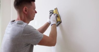 Duvarların hizalanması, apartman ve evlerin onarımı. Tamamlama ve yenileme hizmetleri