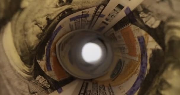 Verdreht Rohr Dollar Mit Verschiedenen Stückelungen Langer Geldtrichter Mit Hellem — Stockvideo