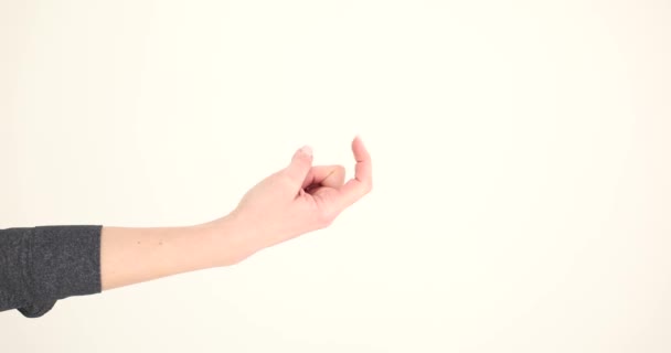 Vrouwelijke Hand Toont Mij Het Gebaar Een Close Gesture Indexrichting — Stockvideo