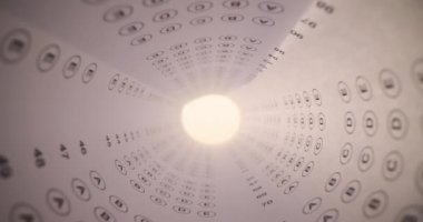 Üniversite üniforması içinde standart test tüpün içine katlanır. Sınav kavramı