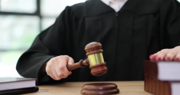Sesión Del Tribunal Justicia Justicia Juez Imparcial Golpes Sentencia Con — Vídeos de Stock