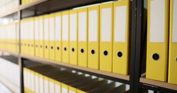 Folder Kuning Yang Identik Dengan Bahan Dan Dokumen Diatur Dalam — Stok Video