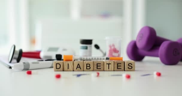 Orddiabetes Med Insulinspruta Lancetglukometer Och Piller Insulinbehandling Diabetespatienter — Stockvideo