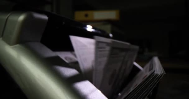 Contador Billetes Opera Con Billetes Dólar Premisa Oscura Concepto Contar — Vídeo de stock