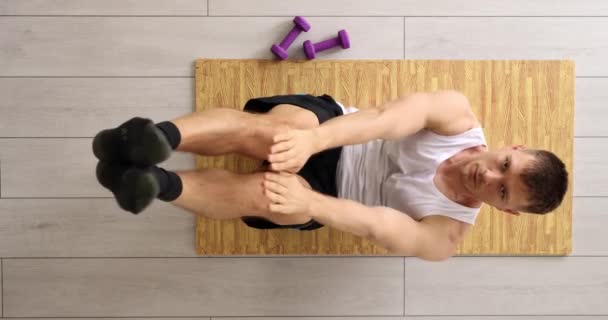 Homem Atleta Atleta Forte Fazendo Exercícios Abdominais Vista Superior Chão — Vídeo de Stock