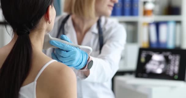 Doctor Probe Womans Neck Close Ultrasound Lymph Nodes Diagnosis Oncological — Vídeo de Stock