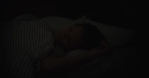 Sleeping Woman Shadow Lightning Flash Window Close Comfortable Bedroom Good — Vídeos de Stock