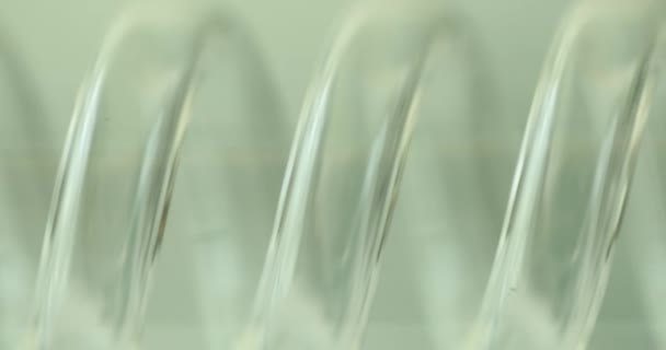 Стеклянное Химическое Лабораторное Оборудование Стекло Спираль Оборудование Медицинских Экспериментов — стоковое видео