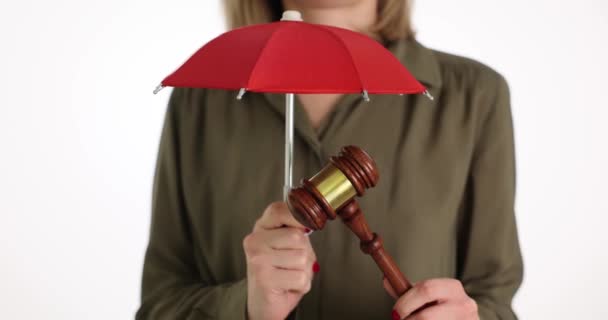 Právník Nebo Soudce Deštníkem Dvorní Kladívkem Právo Koncept Právní Pomoci — Stock video