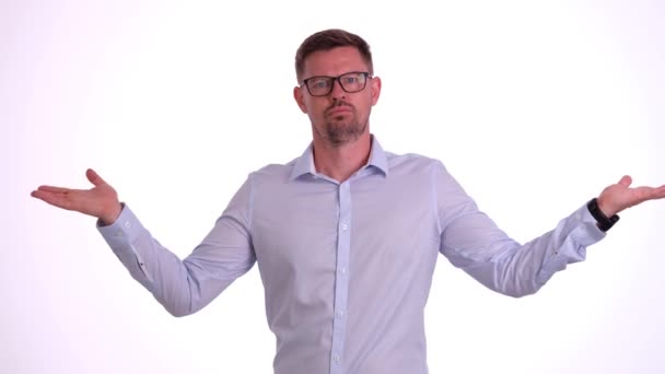 Haussements Épaules Gênés Client Incertain Gestionnaire Pense Traiter Homme Affaires — Video