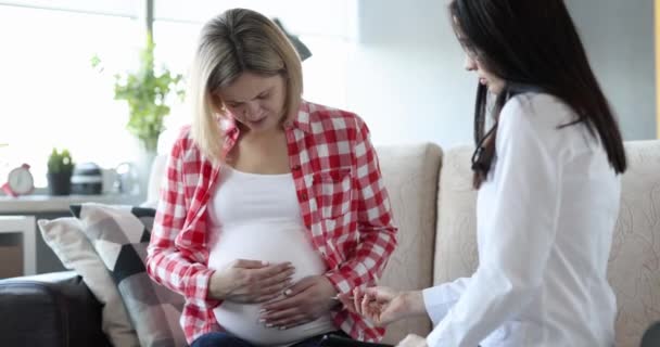 Doctor Next Pregnant Woman Abdominal Pain Close Prenatal Obstetrician Consultation — Stock videók