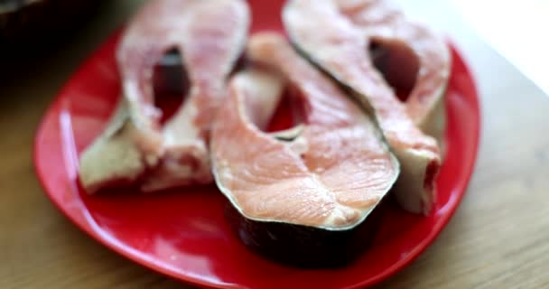 Raw Pieces Red Salmon Fish Lying Plate Closeup Movie Slow — Video Stock