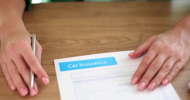 Agency Giving Client Document Car Insurance Sign Closeup Movie Slow — Video