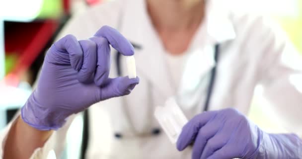Doctor Gynecologist Glove Medical Candles Vaginal Pills Treatment Prostatitis Hemorrhoids — Vídeo de stock