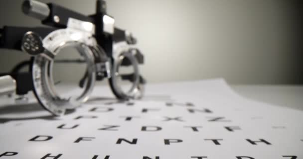 Lunettes Ophtalmologistes Ophtalmologistes Sur Table Hypermétropie Myopie Glaucome — Video