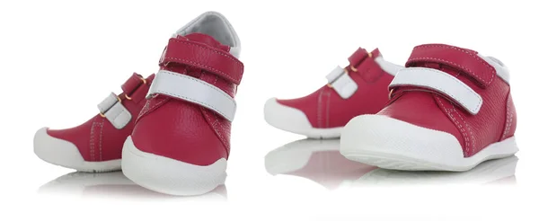 Chaussures Bébé Rose Enfant Isolées Sur Fond Blanc — Photo