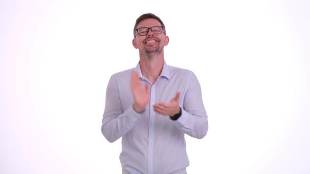 Šťastný Radostný Emocionální Muž Tleskající Rukama Emoce Vítězství Oslavy Úspěchu — Stock video