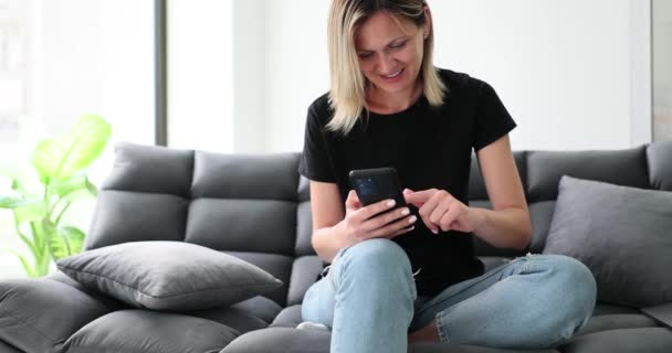 Female Messaging Social Media Friend Black Smartphone Blonde Adult Woman — Stock Video