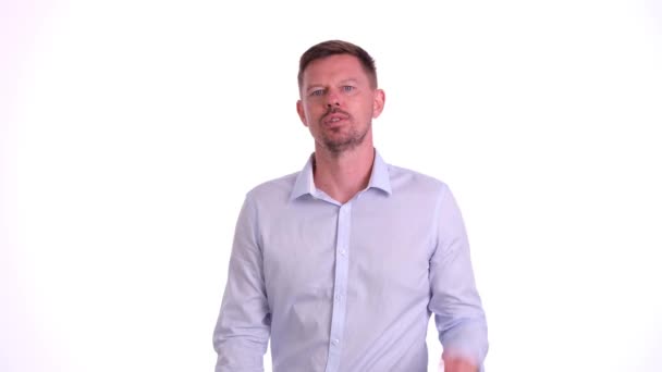 Bearded Ondernemer Praat Principes Van Het Werk Aan Nieuwkomers Met — Stockvideo