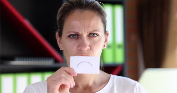 Young Woman Bringing Piece Paper Her Mouth Sad Smile Movie — Vídeos de Stock