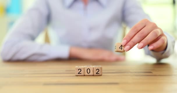 Nuevo Gerente 2024 Agrega Número Comienzo Del Nuevo Año Planificación — Vídeo de stock