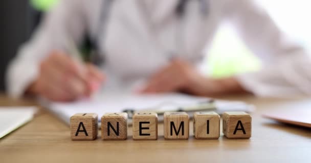Anémie Est Écrite Sur Des Cubes Bois Sur Table Médecin — Video