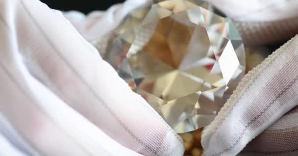 Jeweler Holding Big Diamond His Hands White Gloves Closeup Movie — Stock Video