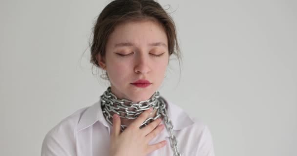 Neck Young Woman Steel Chain Close Concept Coercion Women Violence — Stock Video
