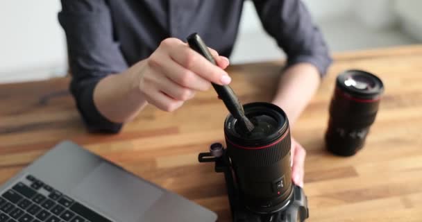 Φακός Καθαρισμού Ψηφιακής Φωτογραφικής Μηχανής Από Σκόνη Ειδική Πένα Για — Αρχείο Βίντεο