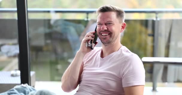 Happy Joyful Man Talking Phone Girlfriend Business Partner Emosi Orang — Stok Video