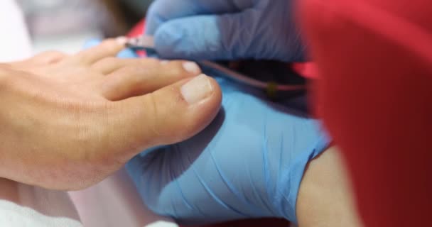 Specjalista Pedicure Obcina Kobiece Paznokcie Stóp Salonie Piękności Usługi Manicure — Wideo stockowe