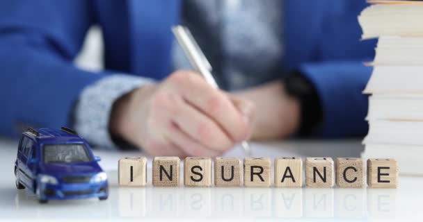 Kfz Leasing Und Versicherungsgeschäft Eine Versicherung Für Ein Auto Konzept — Stockvideo