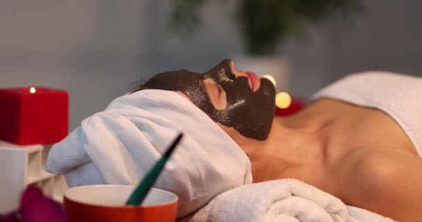 Application Rejuvenating Clay Mask Spa Treatments Skin Care Acne Treatment — Stok video
