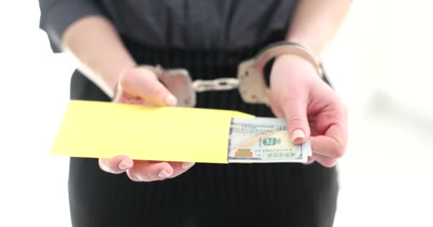 Orvos Bilincsben Megvesztegetéssel Munkahelyi Borítékban Korrupció Pénzügyi Bűncselekmények Jog — Stock videók