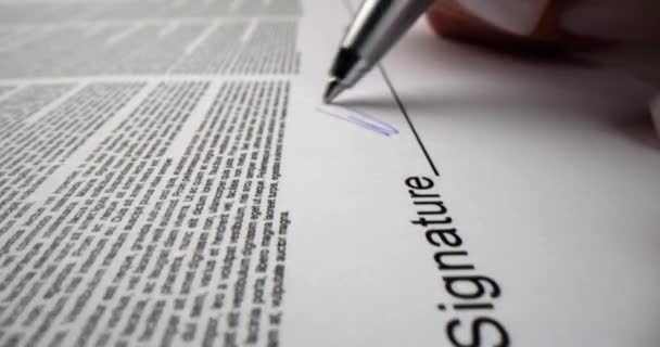 Personne Signe Date Contrat Affaires Bureau Signature Contrat Assurance — Video