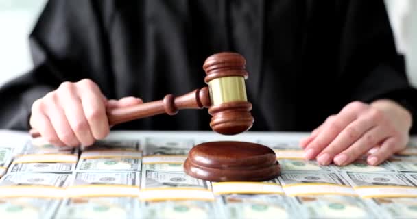Dřevěný Kladívko Námi Dolar Stole Soudce Finanční Podvody Trestněprávní Odpovědnost — Stock video