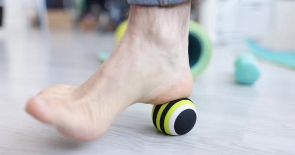 Myofascial Relaxation Foot Muscles Massage Ball Gymnastic Mat Leg Fatigue — Stock Video