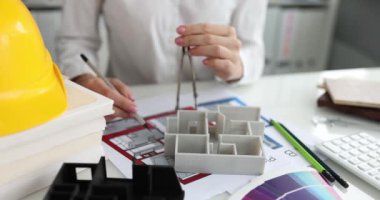 Mimari proje mimari mimari inşaatı üzerine mimari çizim. İç mimar ve kurumsal planlama kavramı