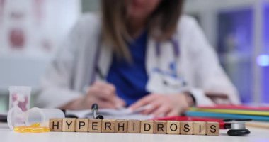 Hiperhidrozun durumunu ve günlük yaşam rutinleri ve faaliyetleri üzerindeki önemli etkisini inceleyin.