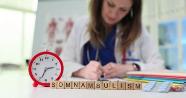 Uyurgezerlik ve uyku bozuklukları üzerine bir tıbbi profesyonel belge referans ve analiz için bulgular