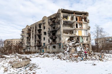 Izyum, Kharkiv Oblastı Ukrayna - Şubat 03 2023: İşgalden önce Rus birlikleri tarafından yok edilen bir kasaba 