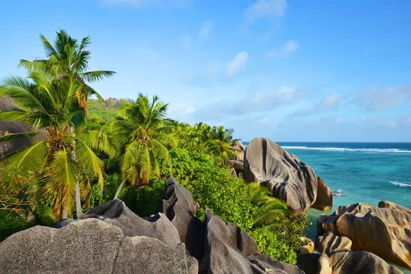 Anse Source Argent Beach Big Granite Rocks Sunny Day Digue Foto Stock