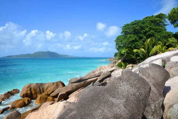 Vue Sur Île Felicite Depuis Île Digue Océan Indien Seychelles Images De Stock Libres De Droits