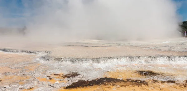 Έκρηξη Του Ηφαιστείου Μεγάλο Θερμοπίδακας Στο Εθνικό Πάρκο Yellowstone — Φωτογραφία Αρχείου