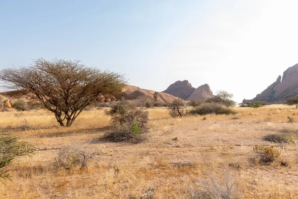 Pôr Sol Perto Spitzkoppe Famoso Pico Granito Centro Namíbia — Fotografia de Stock