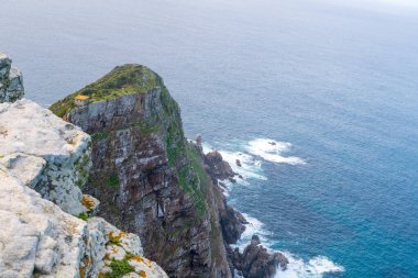 Ümit Burnu yakınlarındaki engebeli manzara, Güney Afrika.