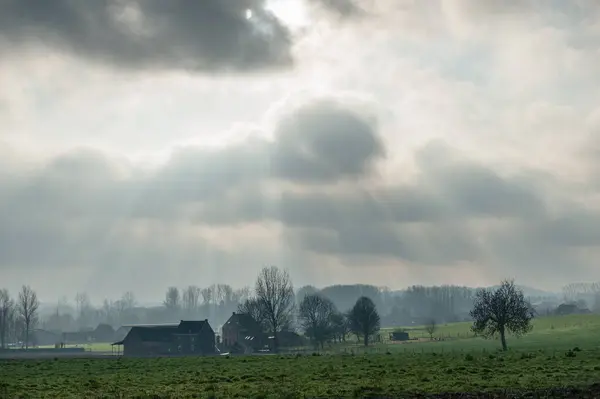 Drámai Felhő Scapel Világítja Meg Vidéki Táj Belga Countriy Oldalon — Stock Fotó