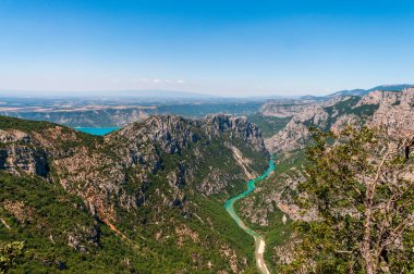 Fransız Bölgesi 'nde, Avrupa Büyük Kanyonu olarak da bilinen Gorges du Verdon üzerinde güzel bir manzara..